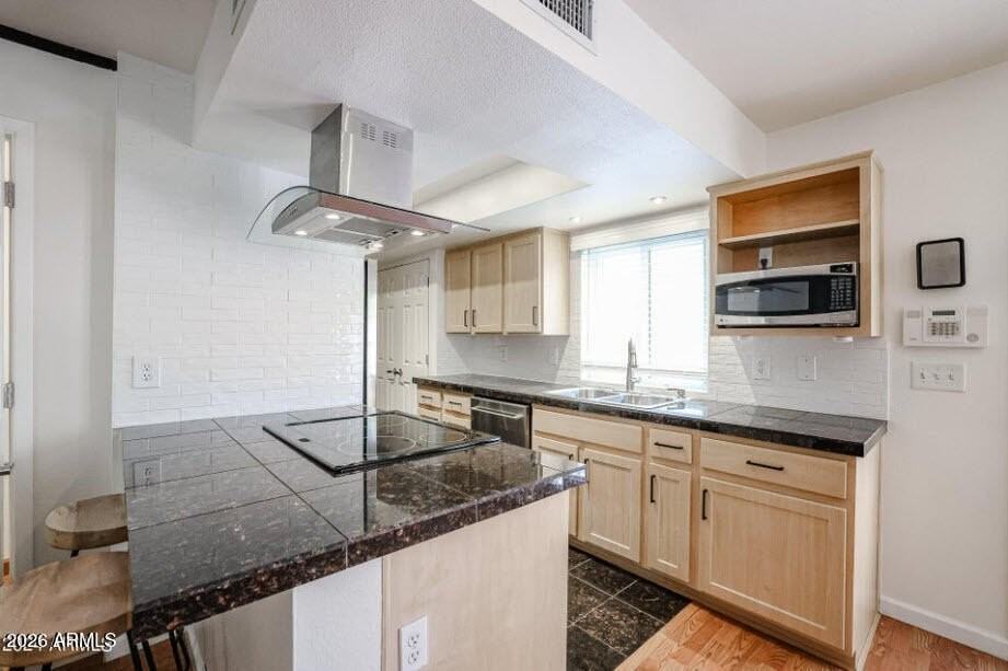 10415 N 11th St Unit 1 - Photo 4 of 26