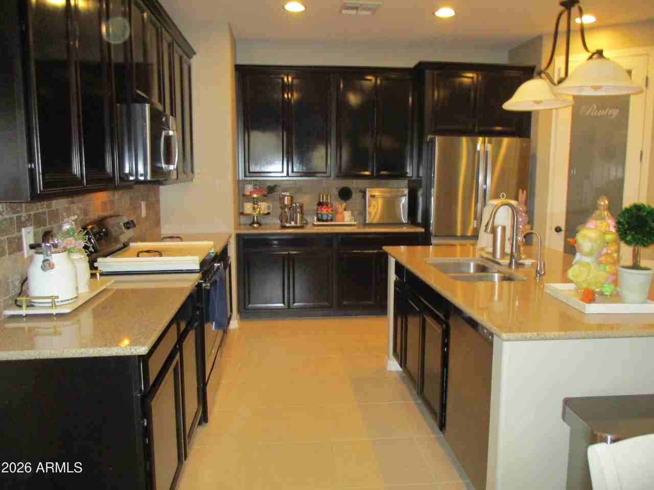 856 S Agnes Ln - Photo 5 of 12