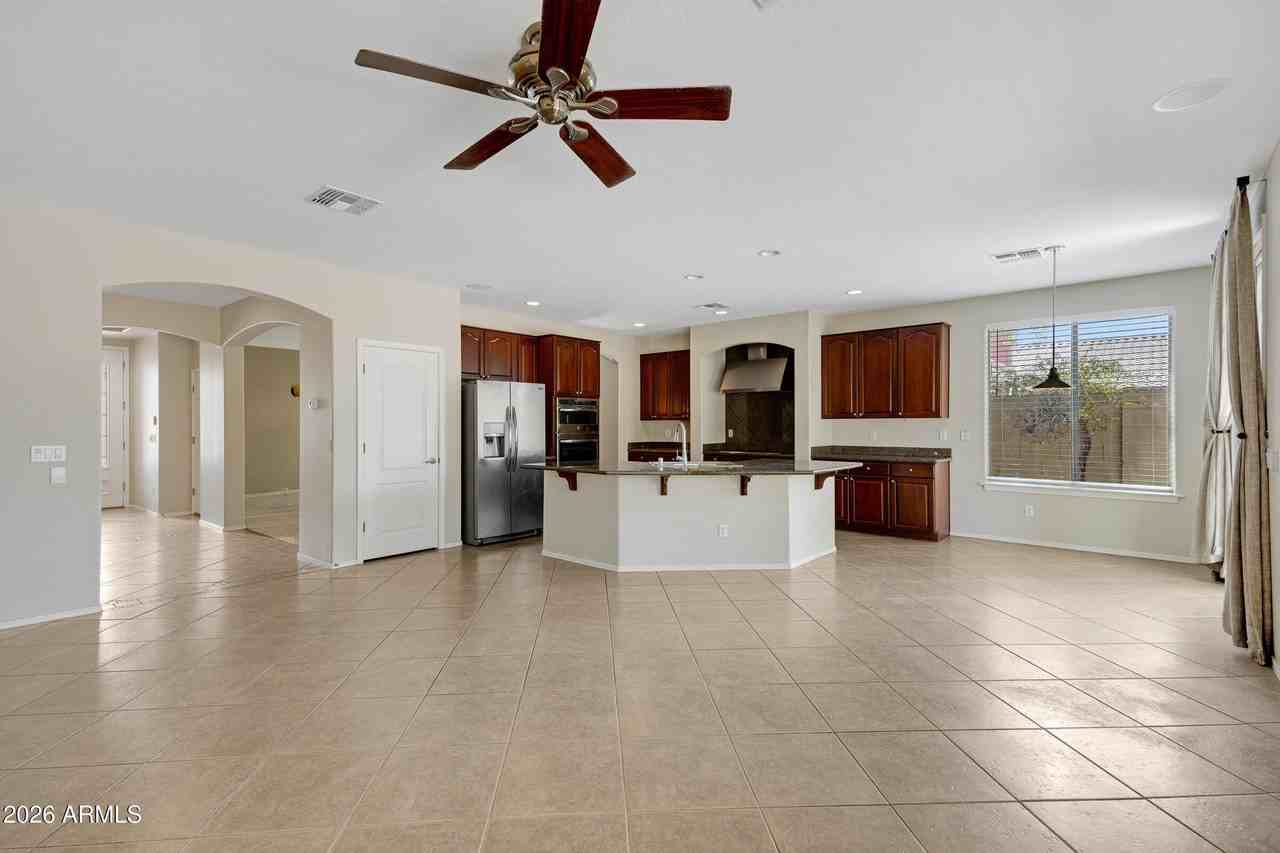 6417 W Gambit Trl - Photo 2 of 44