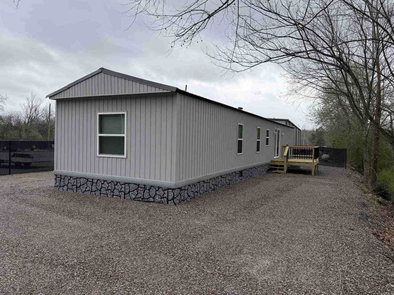 9500 Park Ave - Photo 5 of 27