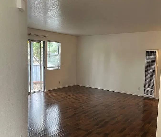 476 South St #476SC - Photo 3 of 4