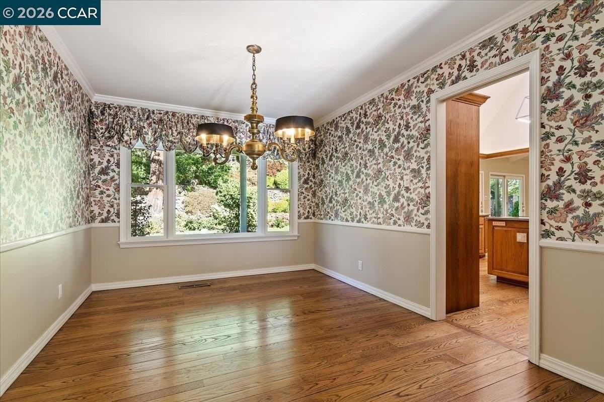 539 Dalewood Dr - Photo 7 of 30