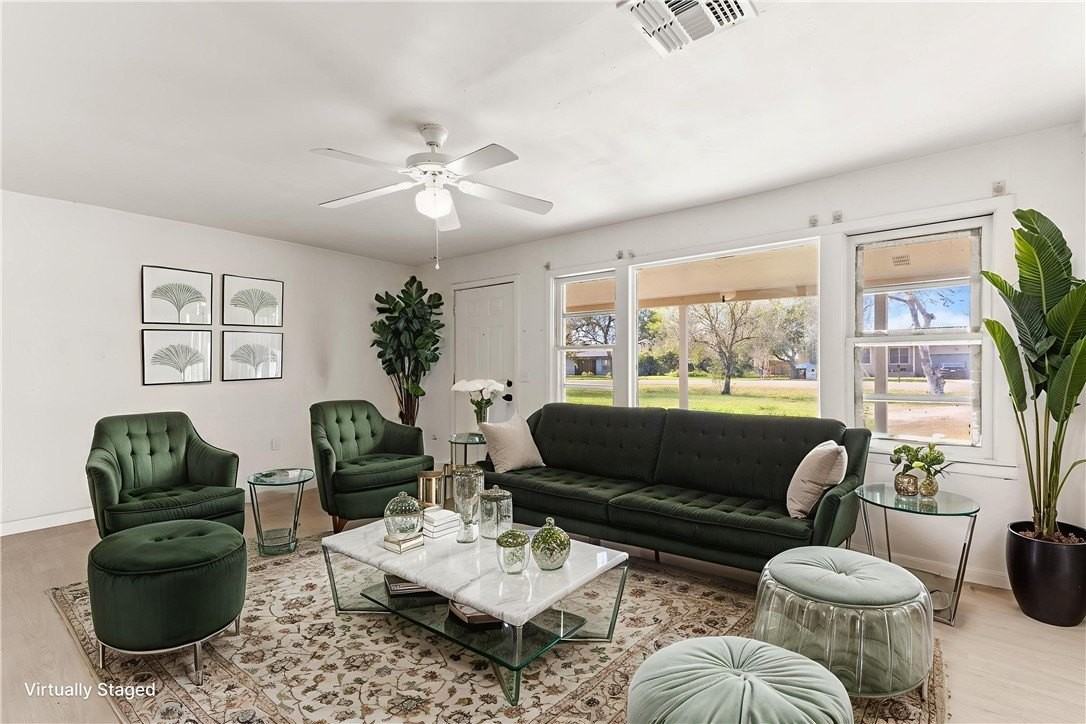 411 Rolling Acres Dr - Photo 6 of 40