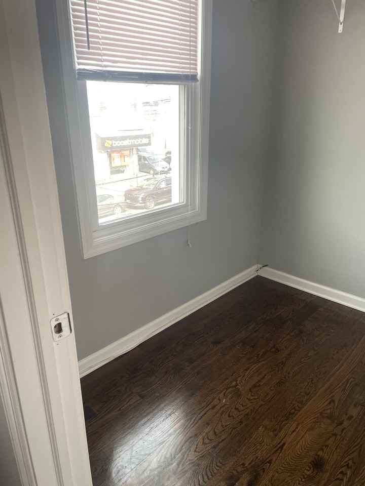 270 New York Avenue - Photo 3 of 12