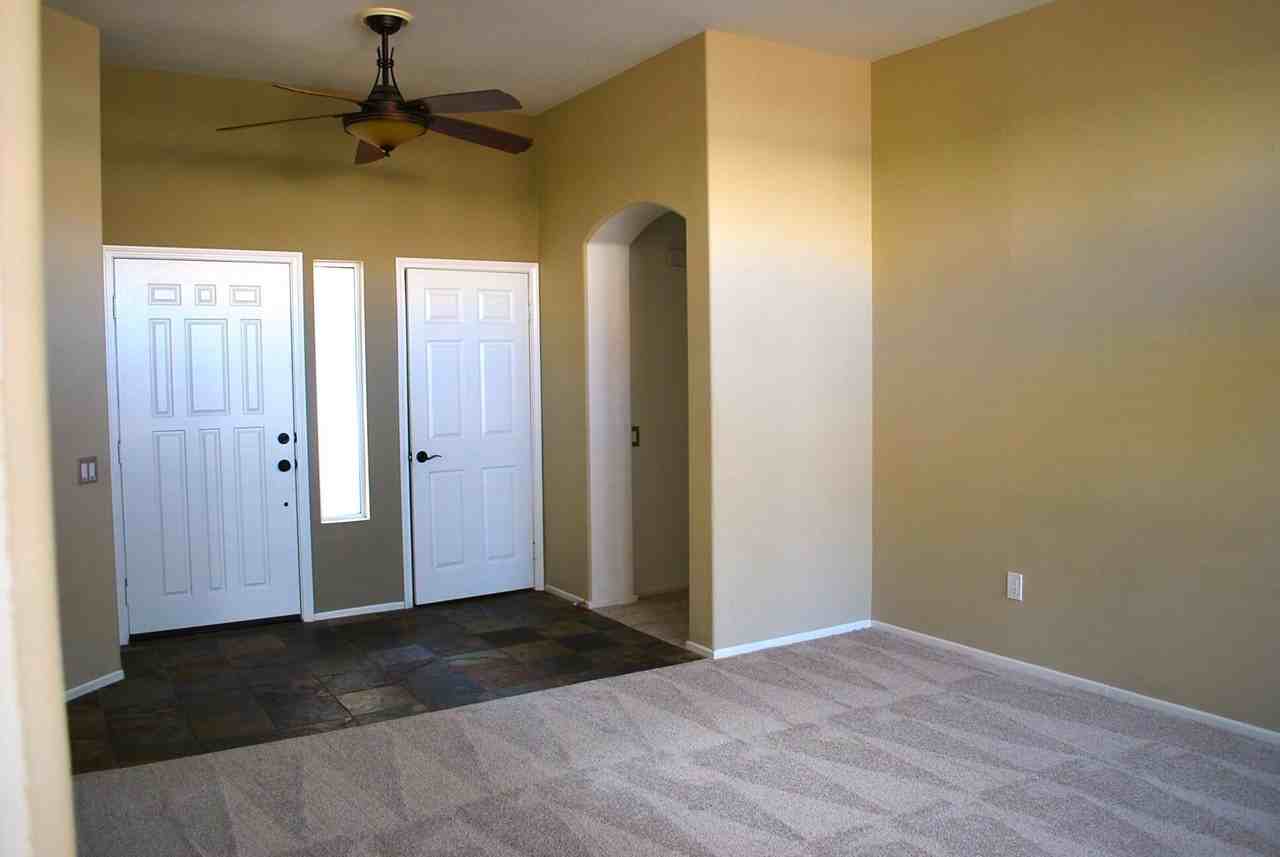 78900 Champagne Ln - Photo 3 of 17