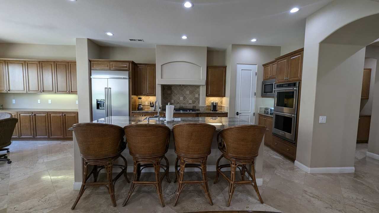 47780 Wind Spirit Dr - Photo 5 of 50