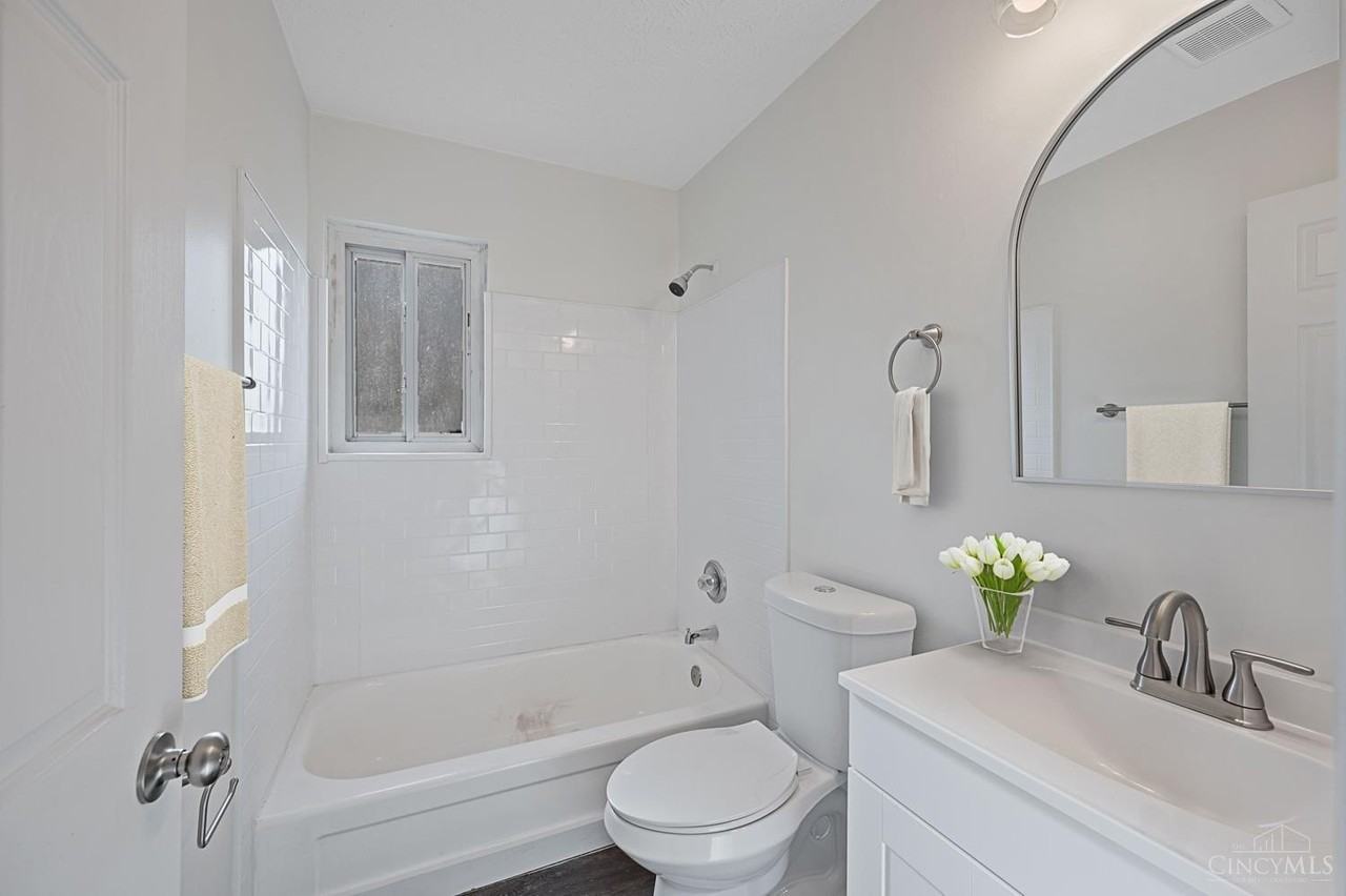 2638 Stanton Ave Apt 1 - Photo 7 of 9