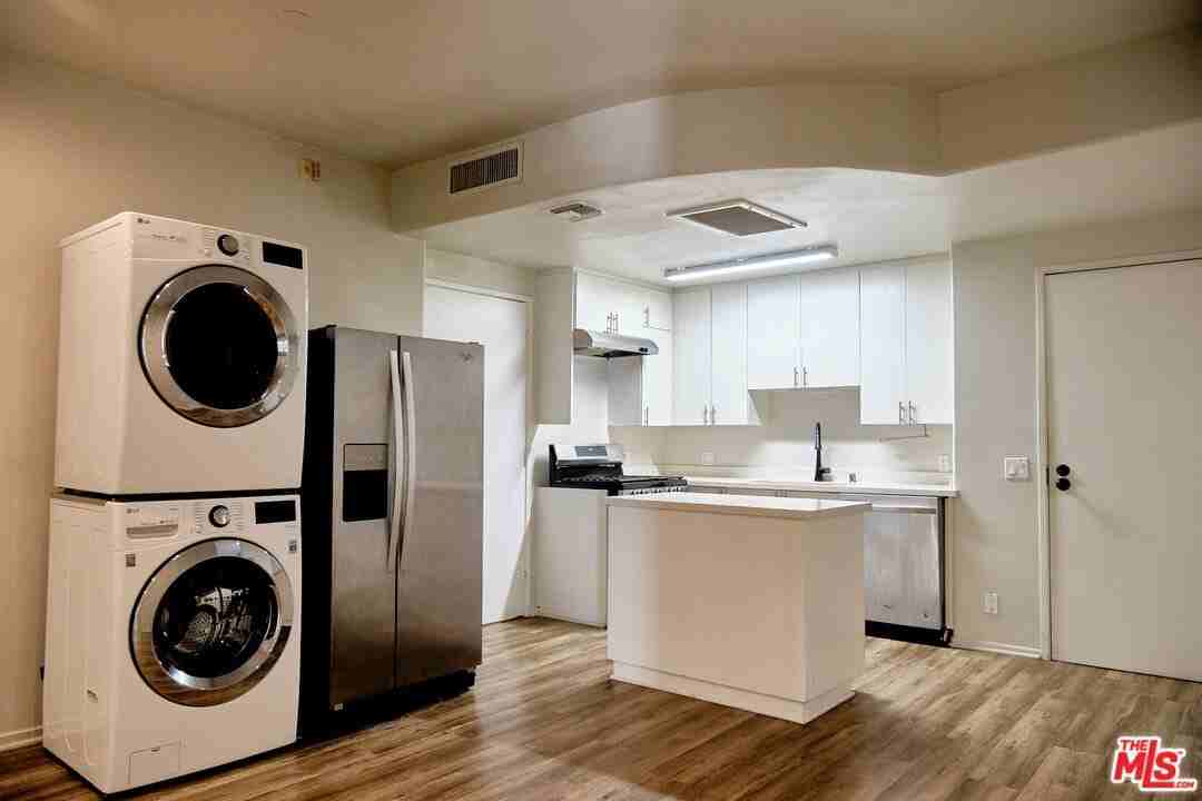 1242 9th St Unit 2a - Photo 4 of 39