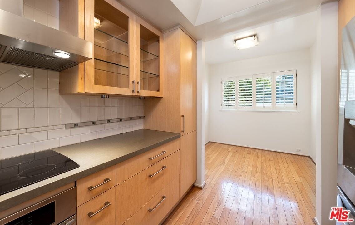 2910 Neilson Way Unit 308 - Photo 5 of 32