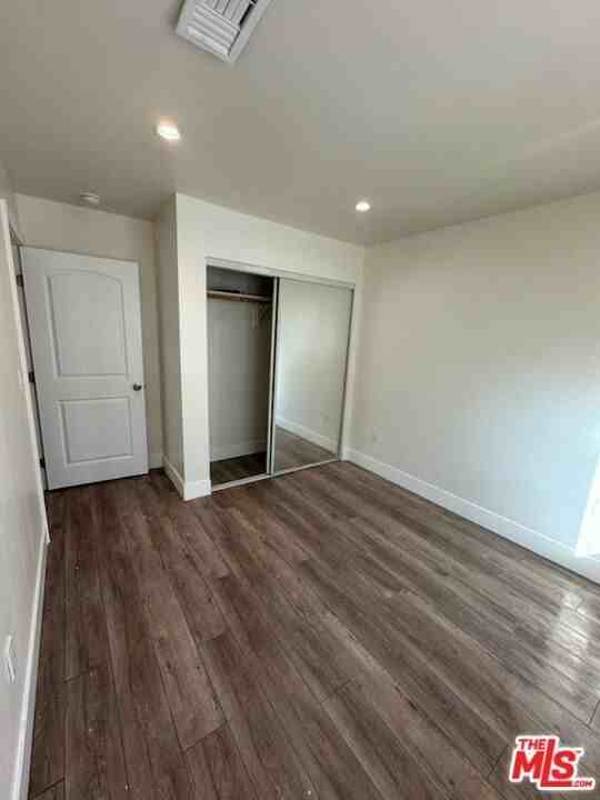 7854 Ledge Ave - Photo 3 of 6