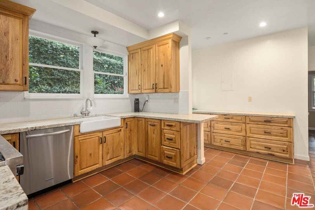 35 Haldeman Rd - Photo 7 of 18