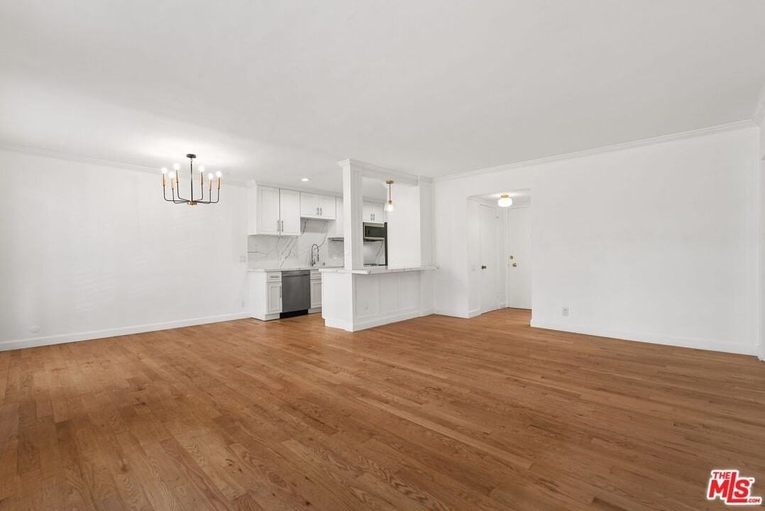 7270 Hillside Ave Unit 302 - Photo 6 of 30