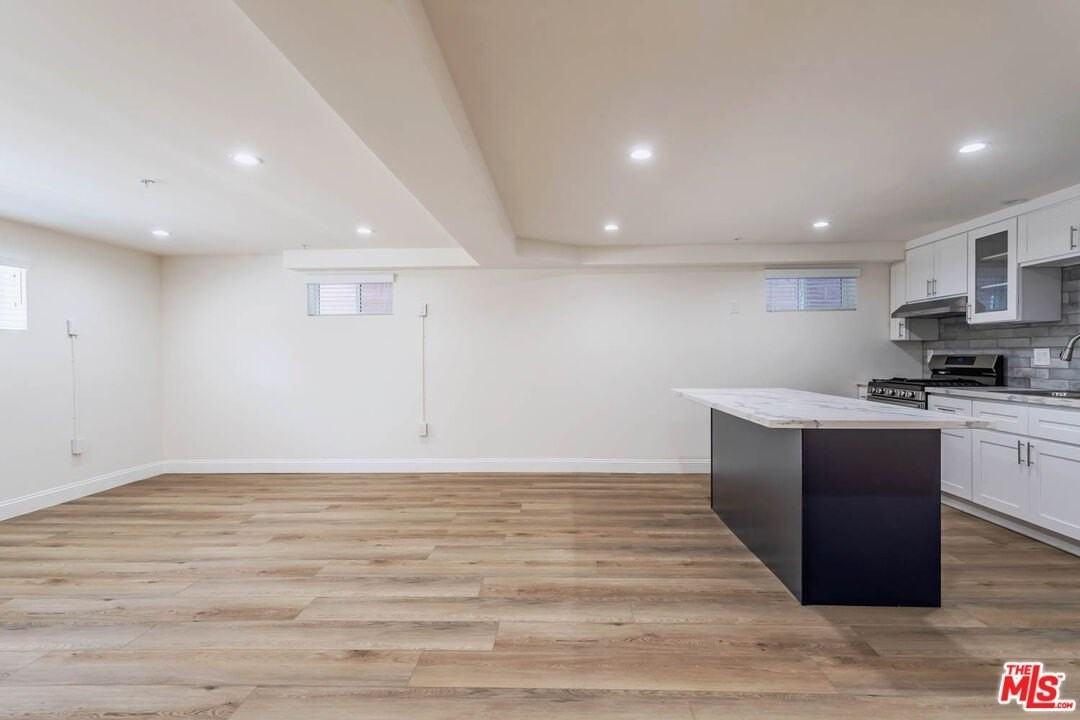 4422 Melbourne Ave Apt 5 - Photo 3 of 21