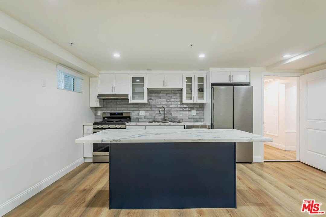 4422 Melbourne Ave Apt 5 - Photo 7 of 21