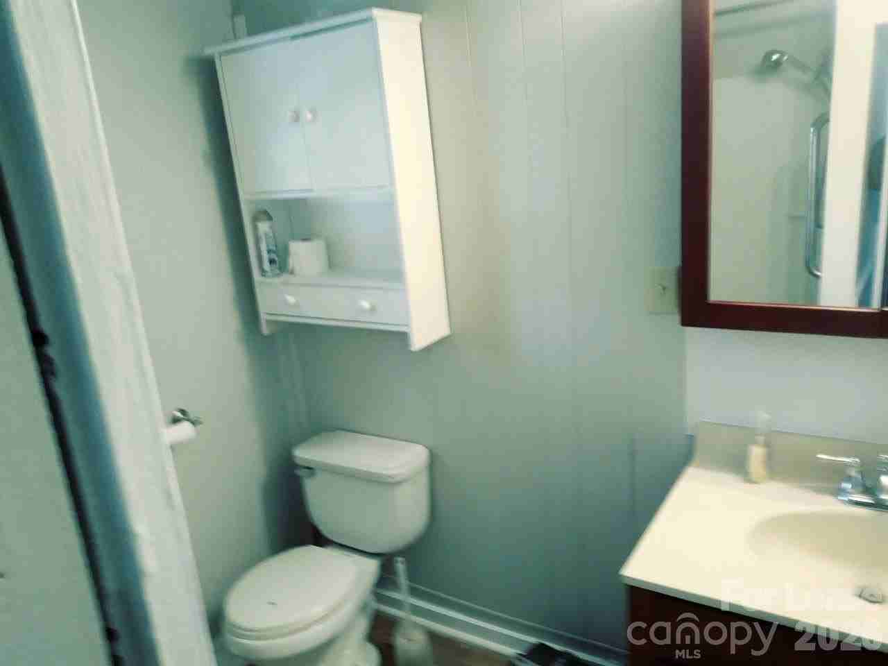 1526 Reid St - Photo 4 of 6