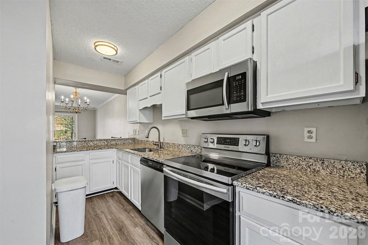 203 Heritage Pkwy - Photo 5 of 18