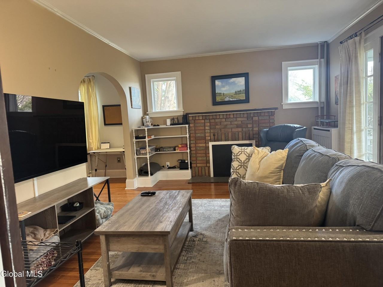 186 S Allen St - Photo 6 of 16