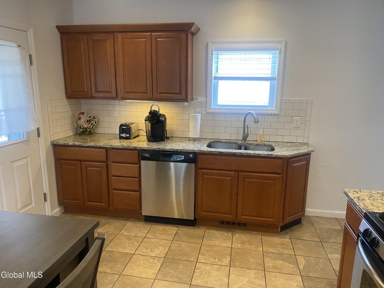 165 Lake Ave Unit 2 - Photo 6 of 17