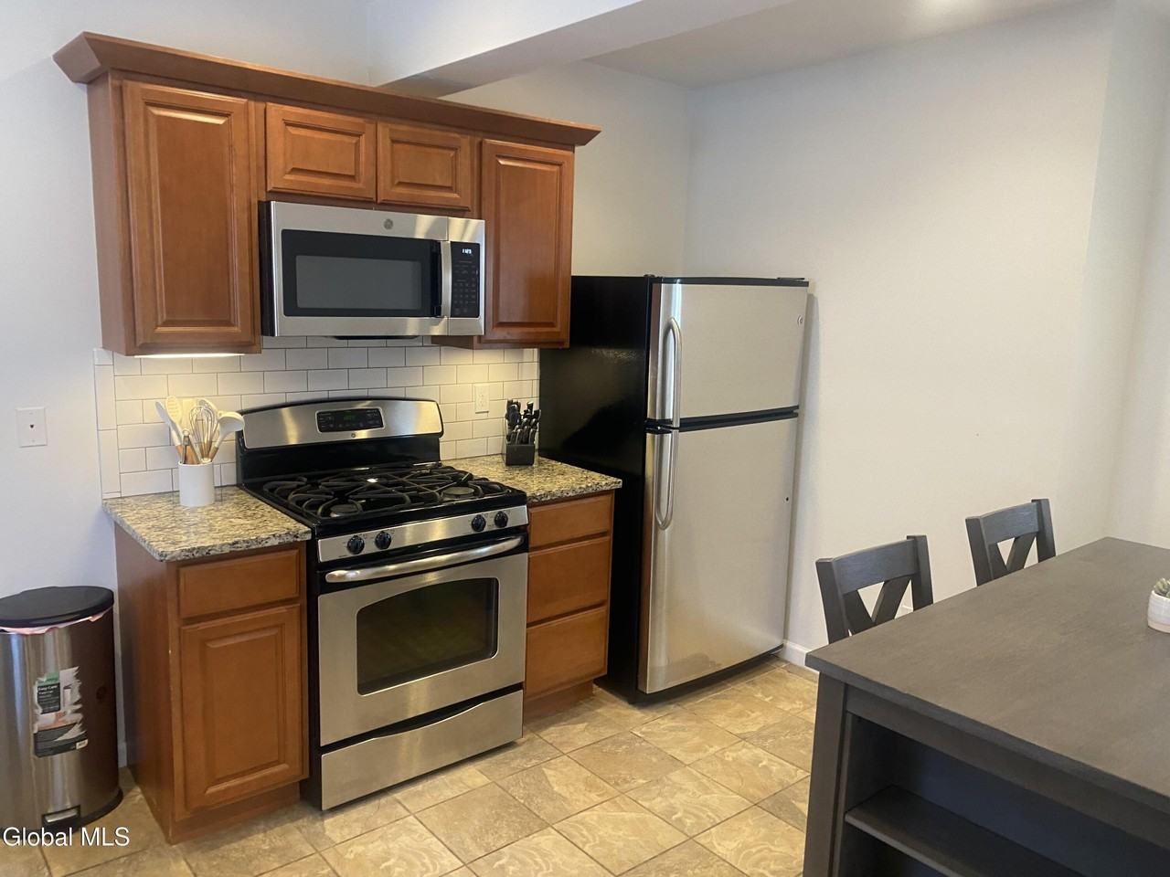 165 Lake Ave Unit 2 - Photo 7 of 17