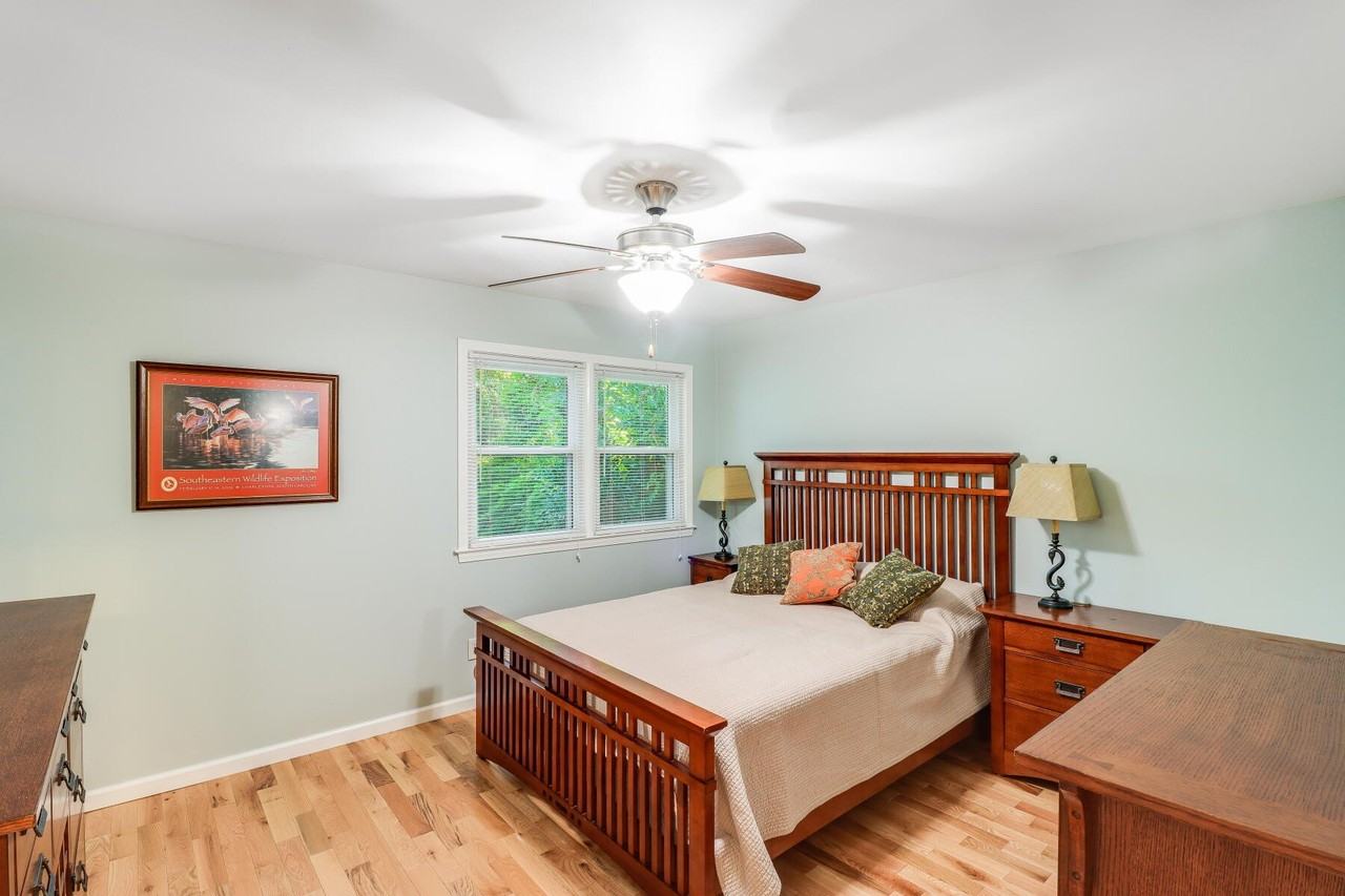 1728 Pinckney Park Dr Unit B - Photo 7 of 18