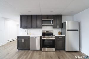 featured image of 156 Garfield Ave Apt 12 #12