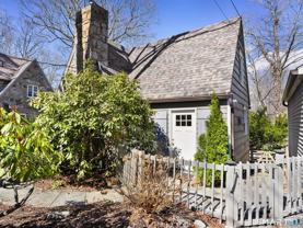 212 New Canaan Avenue unit: Cottage - Photo 1 of 1