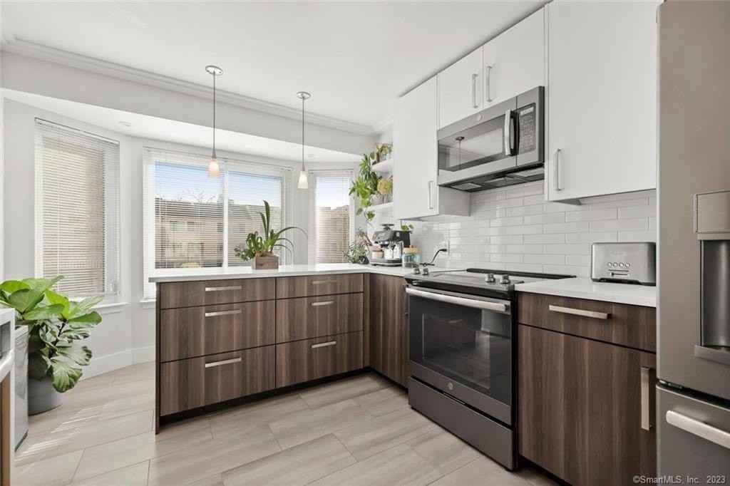 1611 Washington Blvd Apt 6 - Photo 6 of 33