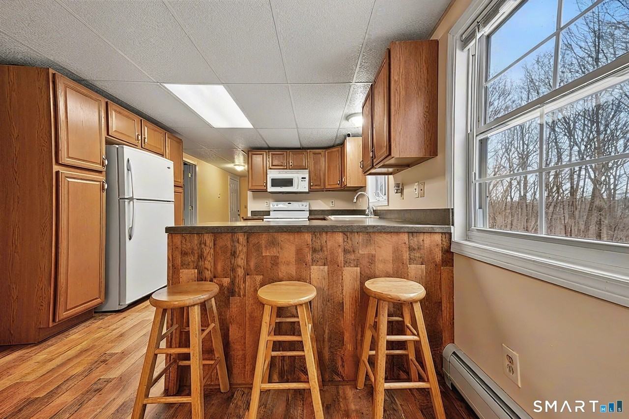 15 Indian Hill Lane unit: Lower Level Apartment - Photo 4 of 13