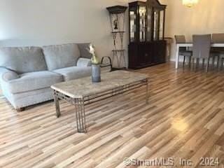 37 Greenwich Ave Apt 2-6 - Photo 5 of 17