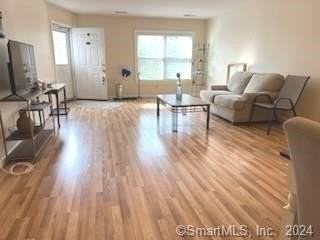 37 Greenwich Ave Apt 2-6 - Photo 7 of 17