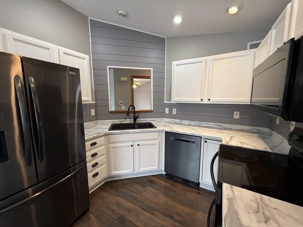 6608 Randylyn St - Photo 6 of 18