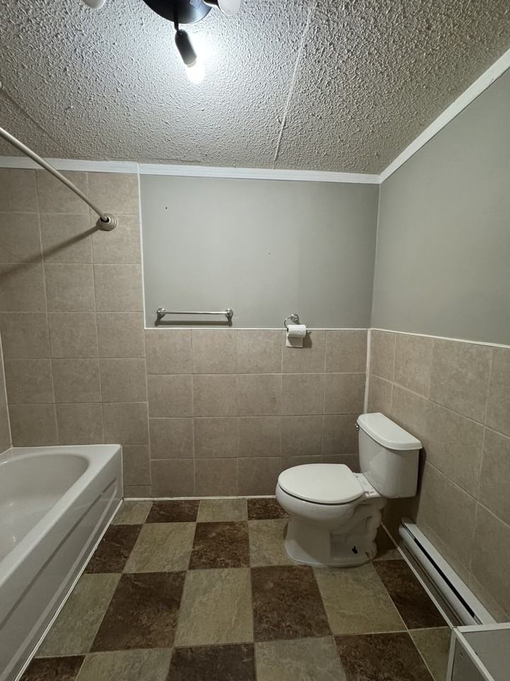 33332 4th Ave - Photo 7 of 12