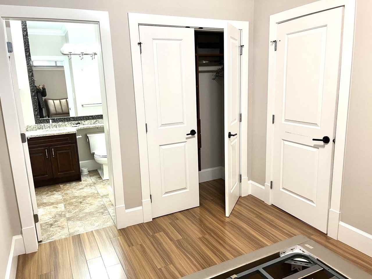 1553 61st Ave W - Photo 4 of 4