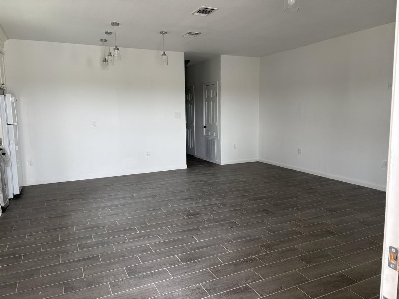 307 Rosalinda Dr #2 - Photo 4 of 9