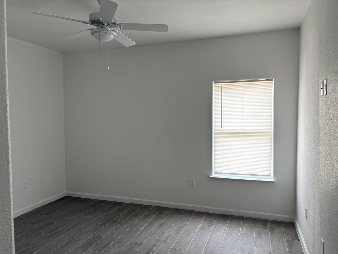 307 Rosalinda Dr #2 - Photo 6 of 9