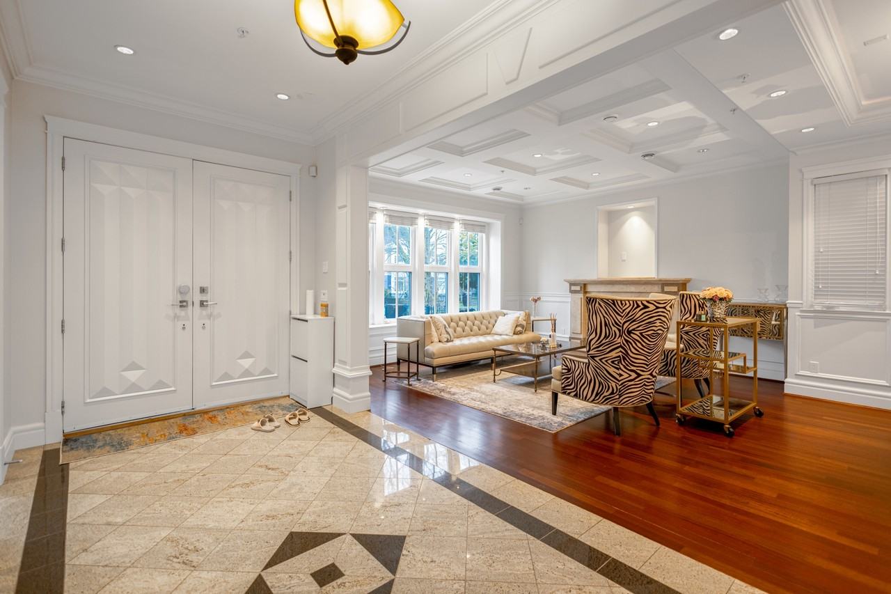 2365 21st Ave W #1 - Photo 3 of 33