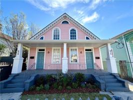 featured image of 824 6th St