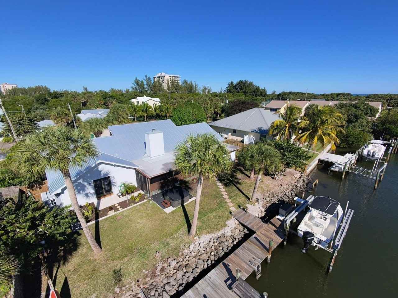 929 Jackson Way - Photo 4 of 43