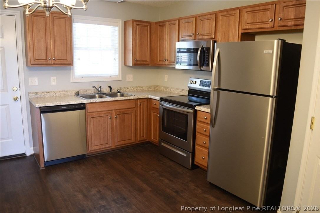 1008 Pinecrest Dr Unit B - Photo 7 of 18