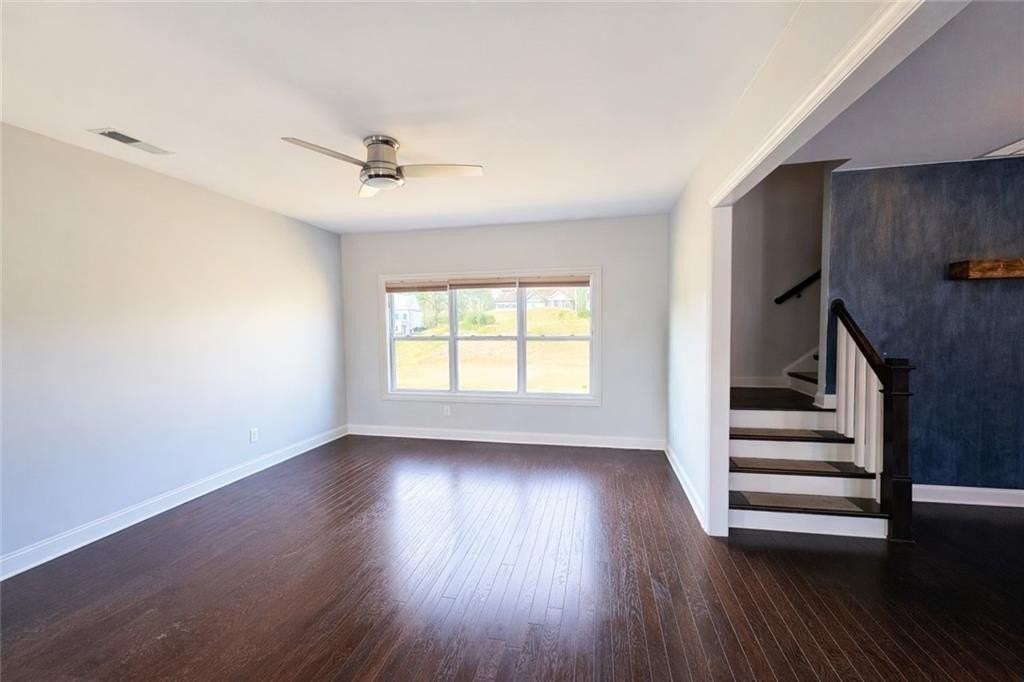 821 Westmoreland Cir Nw - Photo 4 of 43