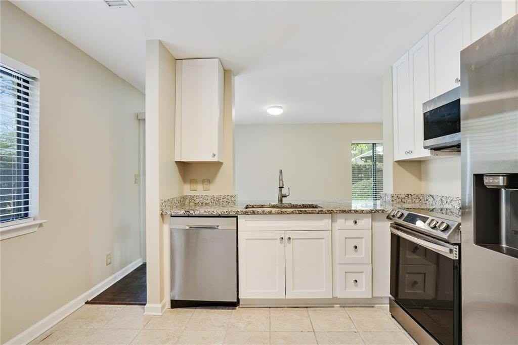 2953 Torreya Way Se - Photo 5 of 25