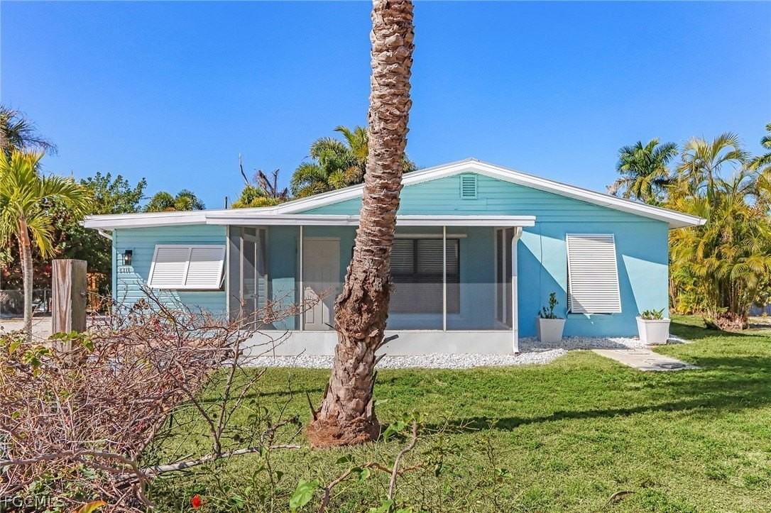 2371 Baybreeze St - Photo 2 of 33