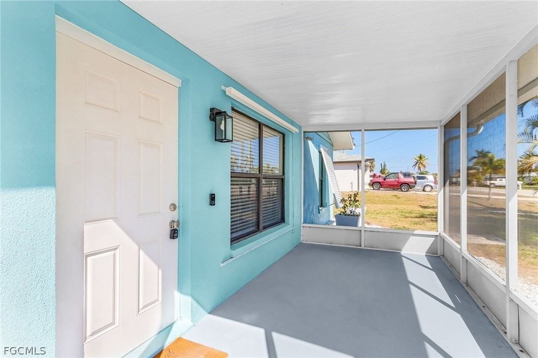 2371 Baybreeze St - Photo 4 of 33