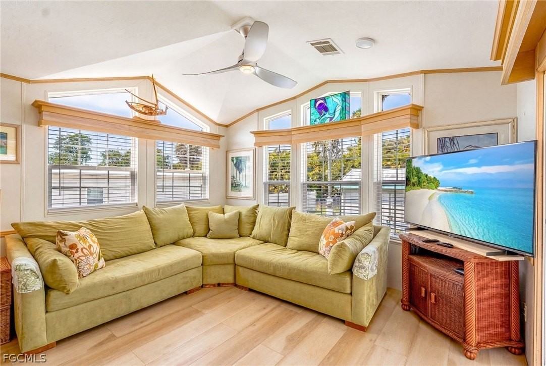 7270 Pinehurst Rd - Photo 6 of 25