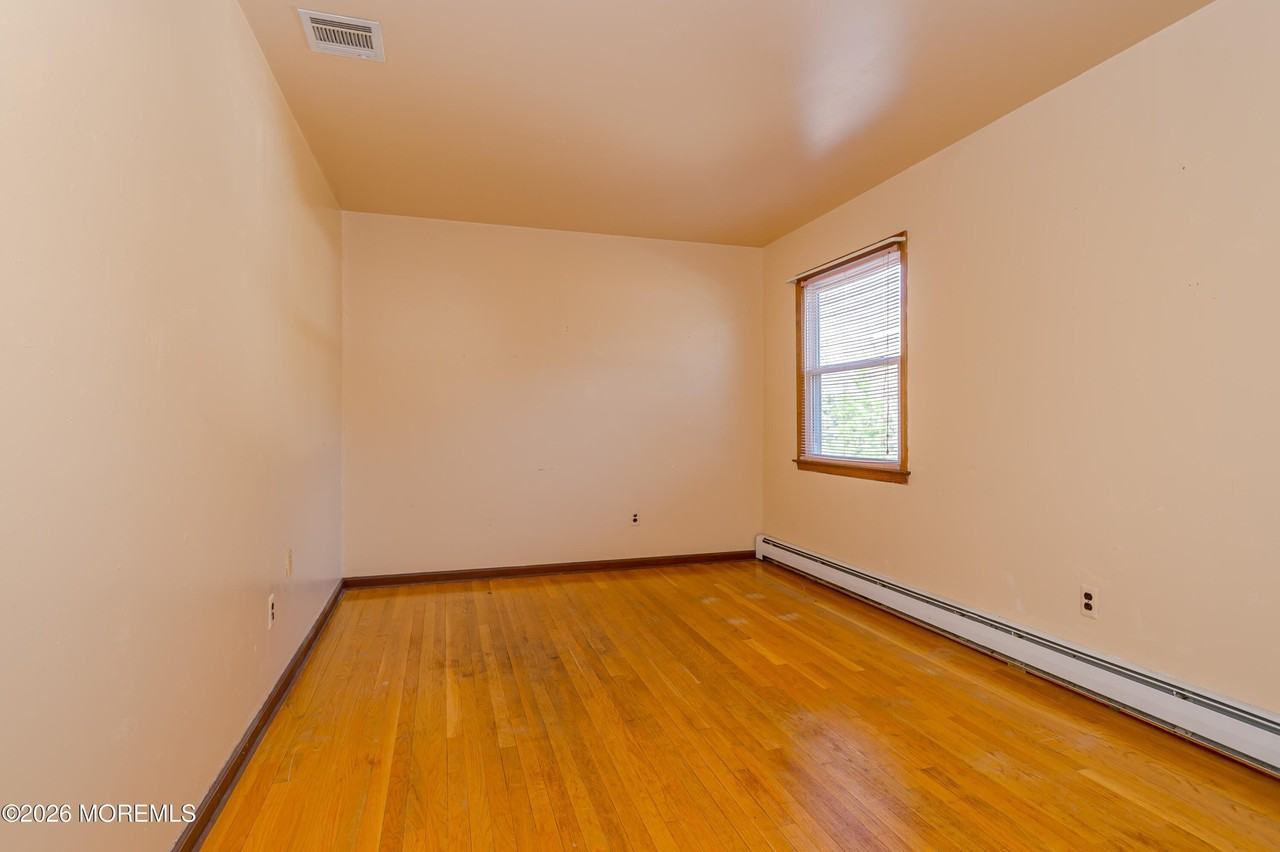 878 Green Valley Rd - Photo 3 of 5