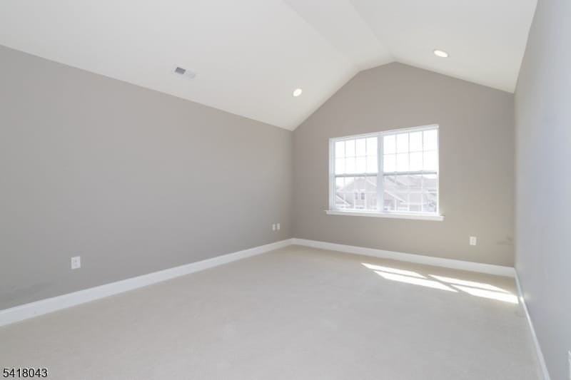 76 Van Cleef Dr - Photo 6 of 6