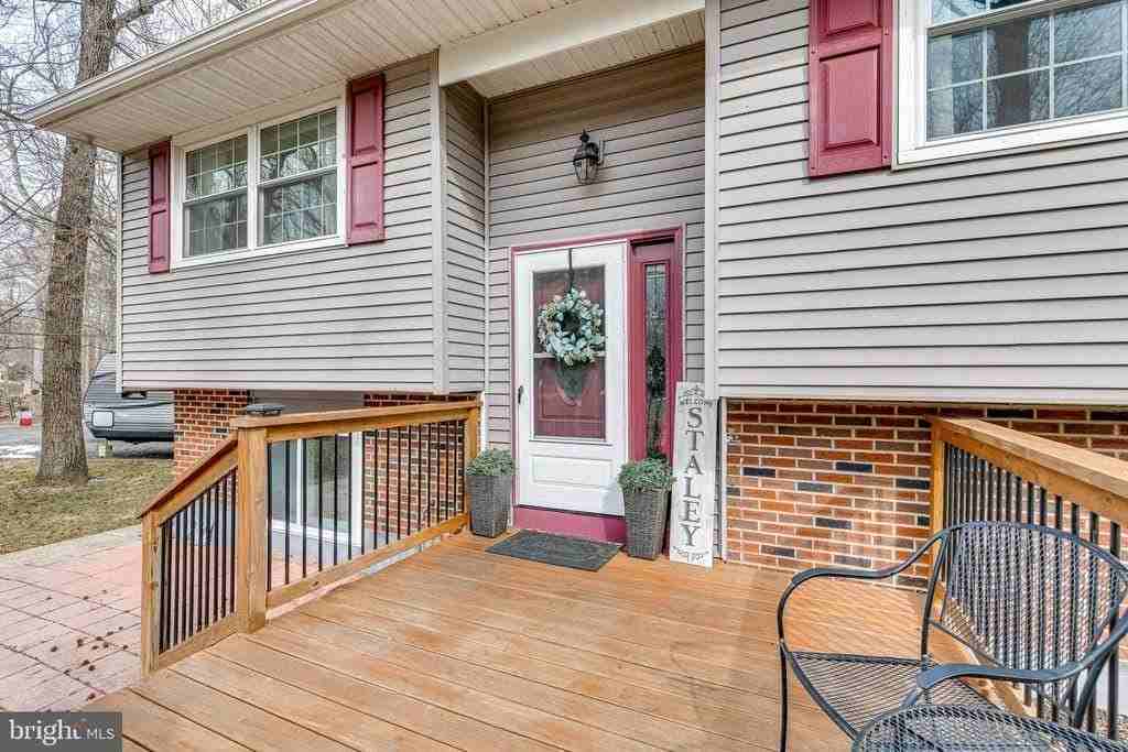 24 Virginia Trl - Photo 2 of 37