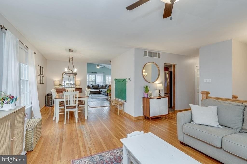 24 Virginia Trl - Photo 6 of 37