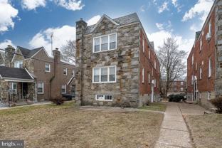 2440 N 50th St #1 - Photo 1 of 1