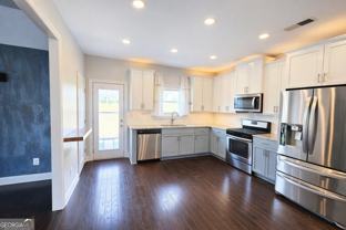 821 Westmoreland Cir Nw - Photo 1 of 1
